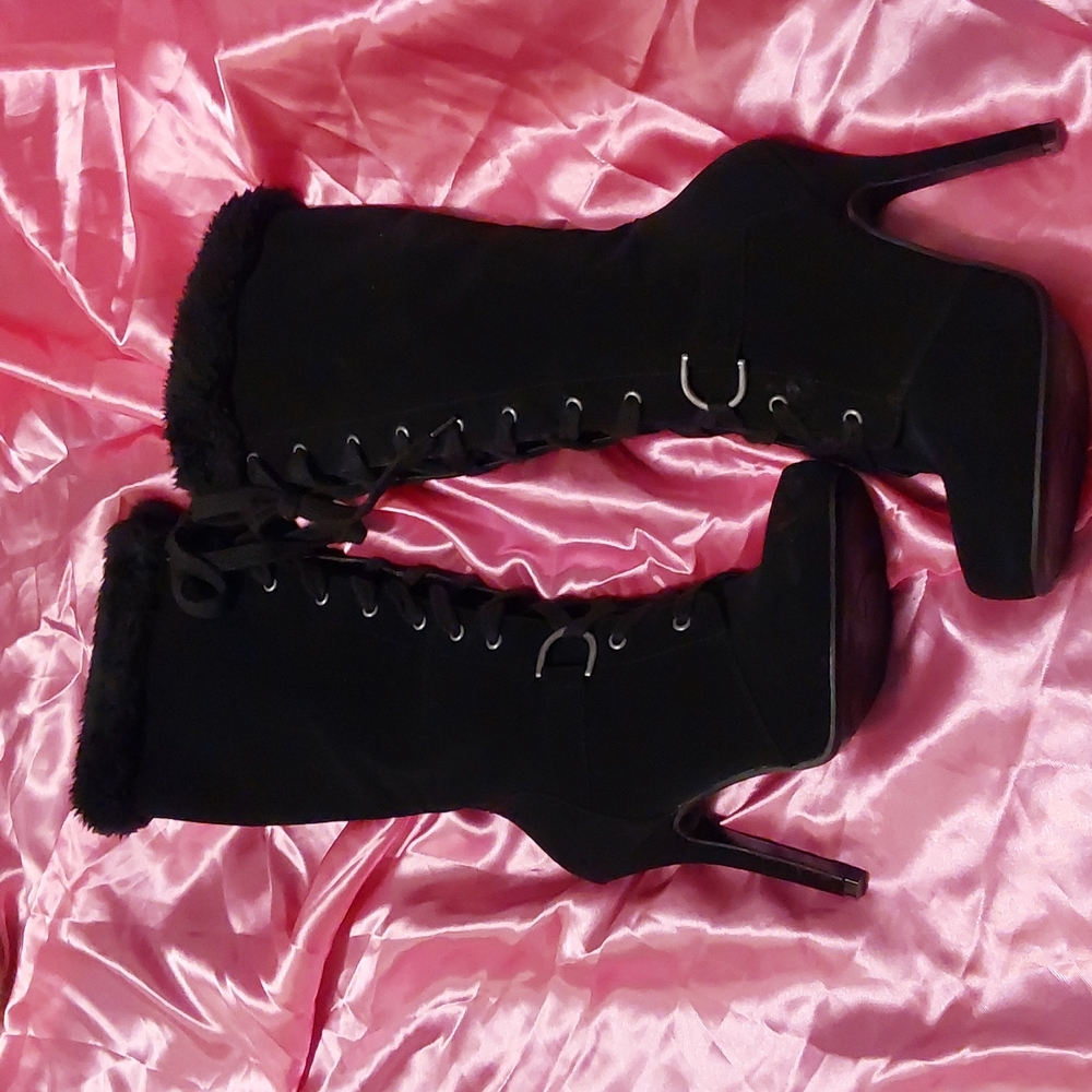 Black Lace Up Women's Boots